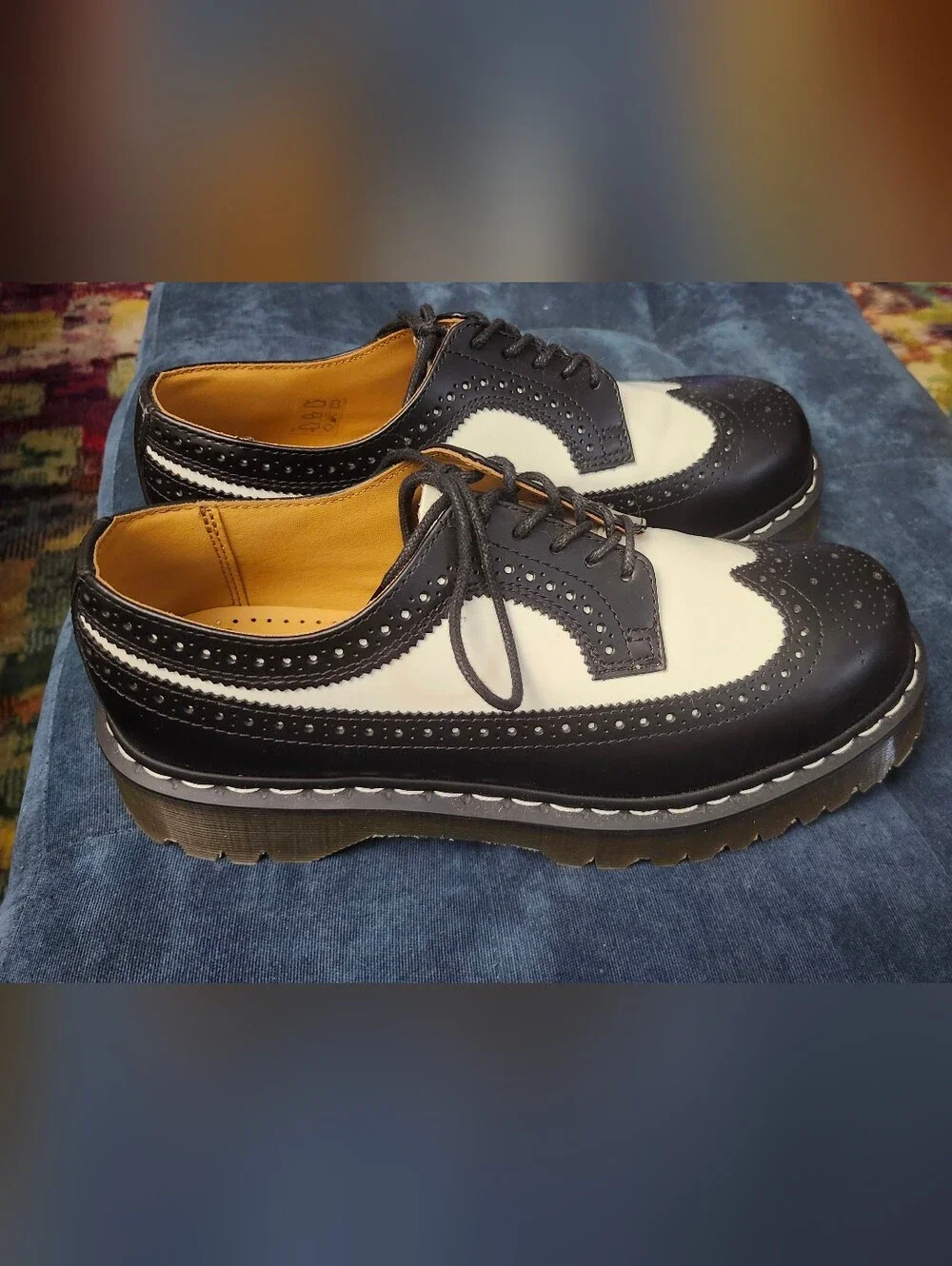 Mens 3989 Bex Smooth Leather Brogue Shoes Dr Martens